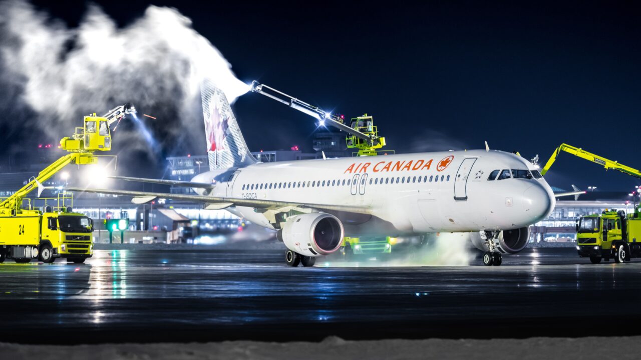 Air Canada Undertakes Major Airbus A320 Flight Deck Upgrade 