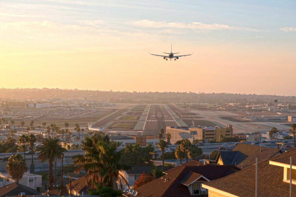 San Diego Runway Incident Tied to Controller’s ‘Poor Judgment,’ Report Finds