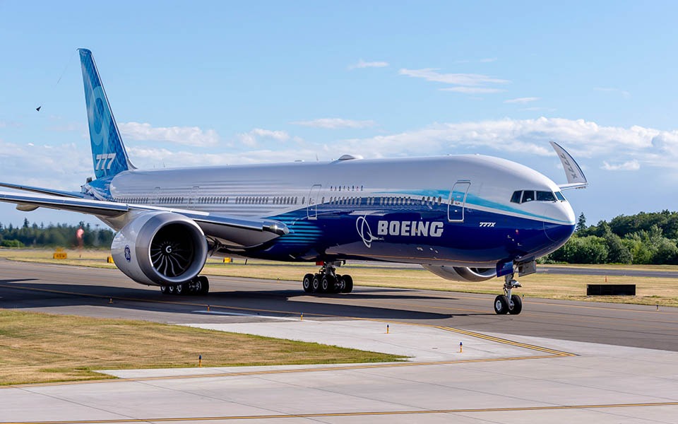 Boeing Pushes 777X to 2027, Takes $4.9 Billion Charge